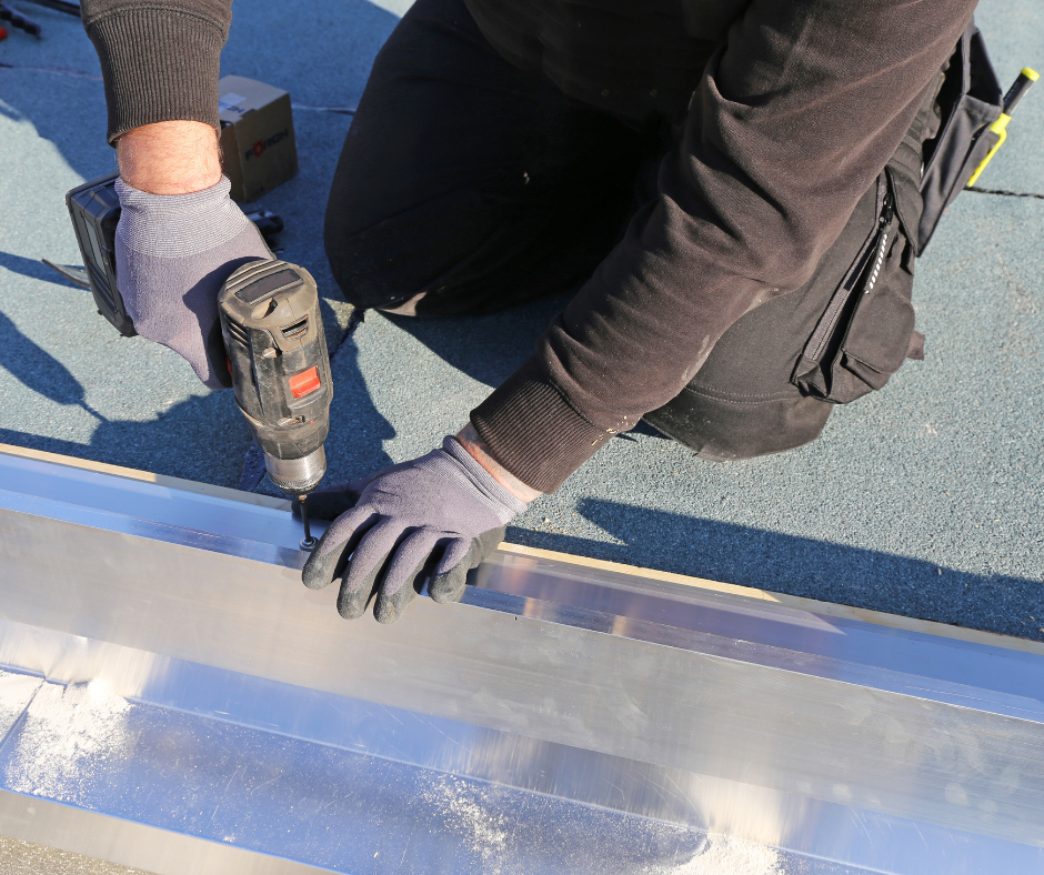 Synergy roof plumbing services cover areas such as gutters and downpipes, stormwater drains, roof maintenance, plumbing rainwater tanks, box gutters and downpipes.